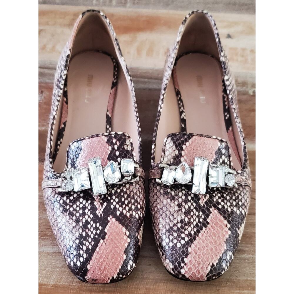 Miu Miu Dusty Rose Snakeskin Crystal Embellished Loafers Heels EU 40 US 9 9.5